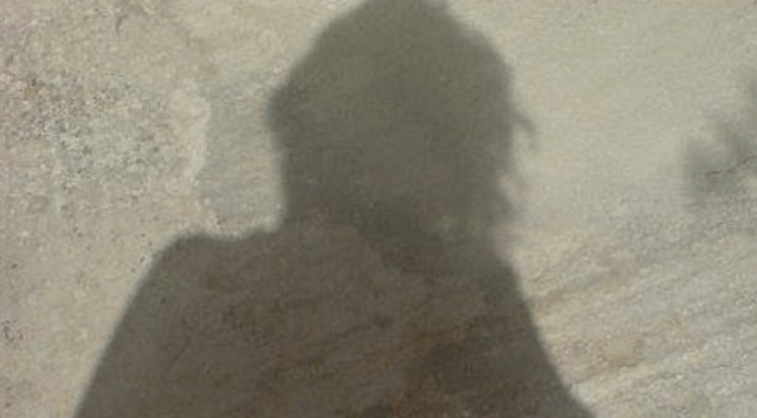 Θα ήθελα να σας συστηθώ. Δυσλεξική, αριστερόχειρας και θυμωμένη