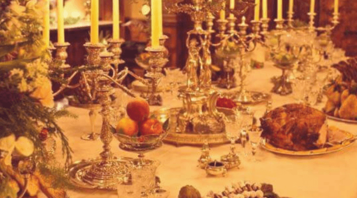 Καλά Χριστούγεννα θεία Αγλαΐτσα