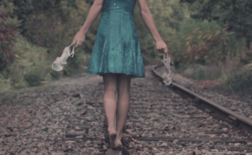 Τώρα ή μετά;