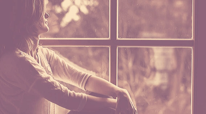 Γυναίκα μόνη, ψάχνει;