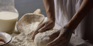 Η Μαρίνα, ο φάντης, το ρετσινόλαδο κι ένα καρβέλι ψωμί