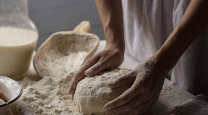 Η Μαρίνα, ο φάντης, το ρετσινόλαδο κι ένα καρβέλι ψωμί